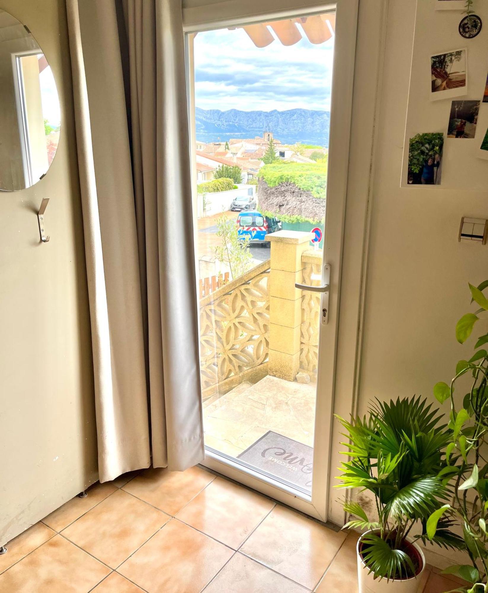 Le Dindouleto Apartment Peynier Exterior photo